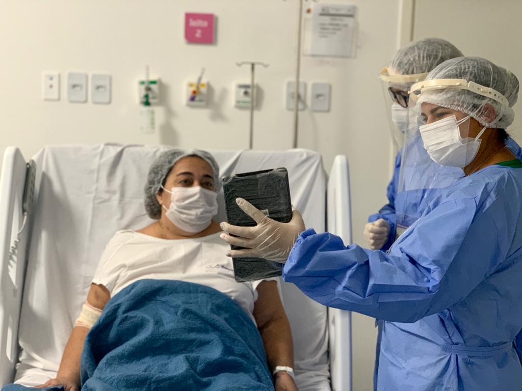Visita Virtual no Hospital da Mulher emociona pacientes com Covid-19
