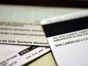 Clientes de planos de saúde registraram 4,7 mil queixas sobre pandemia