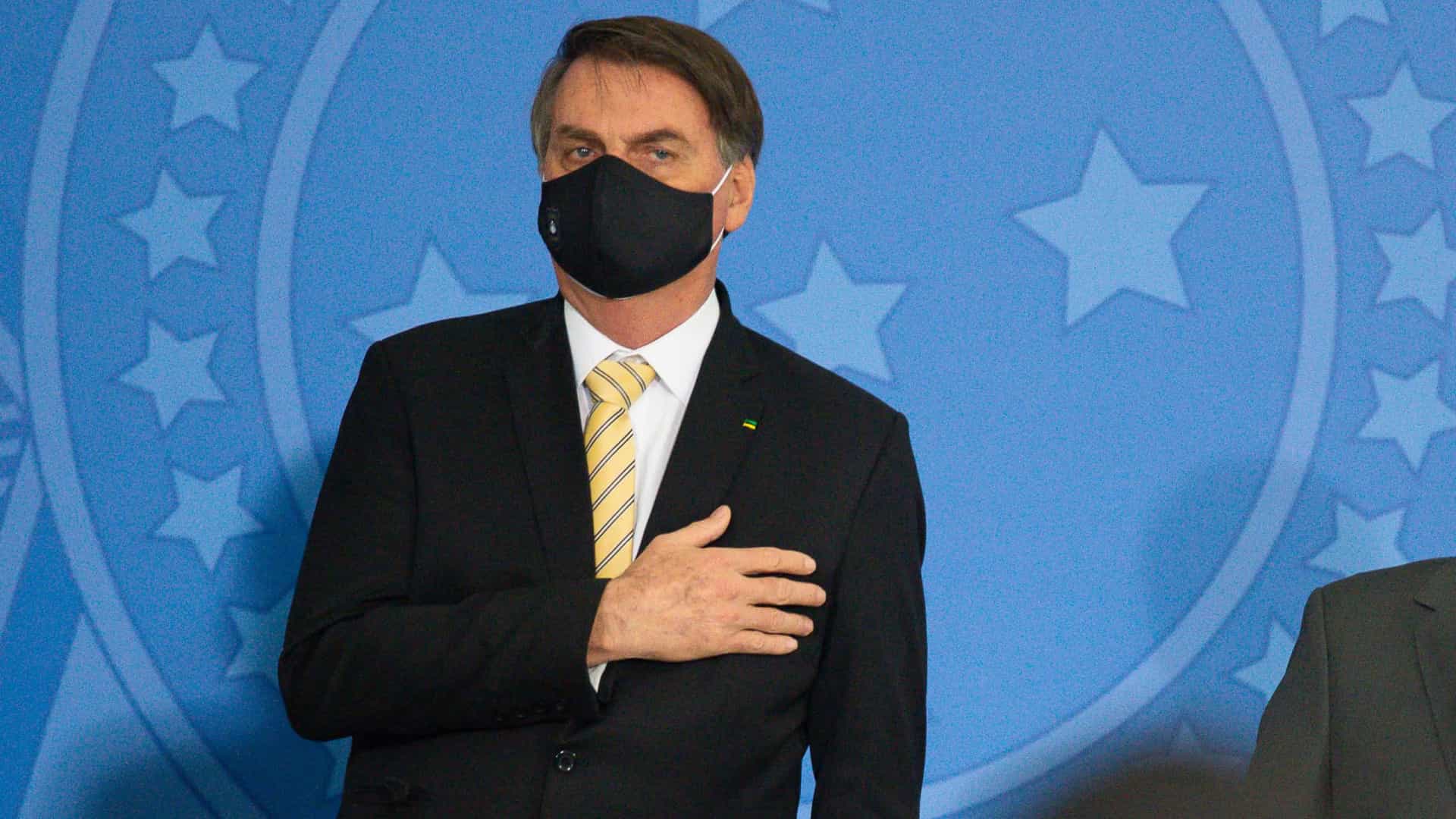 Bolsonaro diz que governo não vai suportar mais duas parcelas de R$ 600