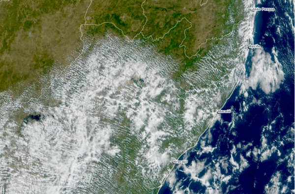 Fim de semana em AL tem previsão de sol, com períodos de tempo mais fechados