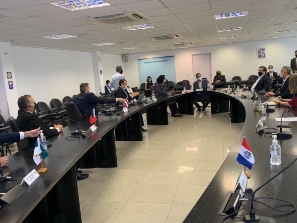 Alagoas discute pontos da reforma tributária com Estados e Câmara