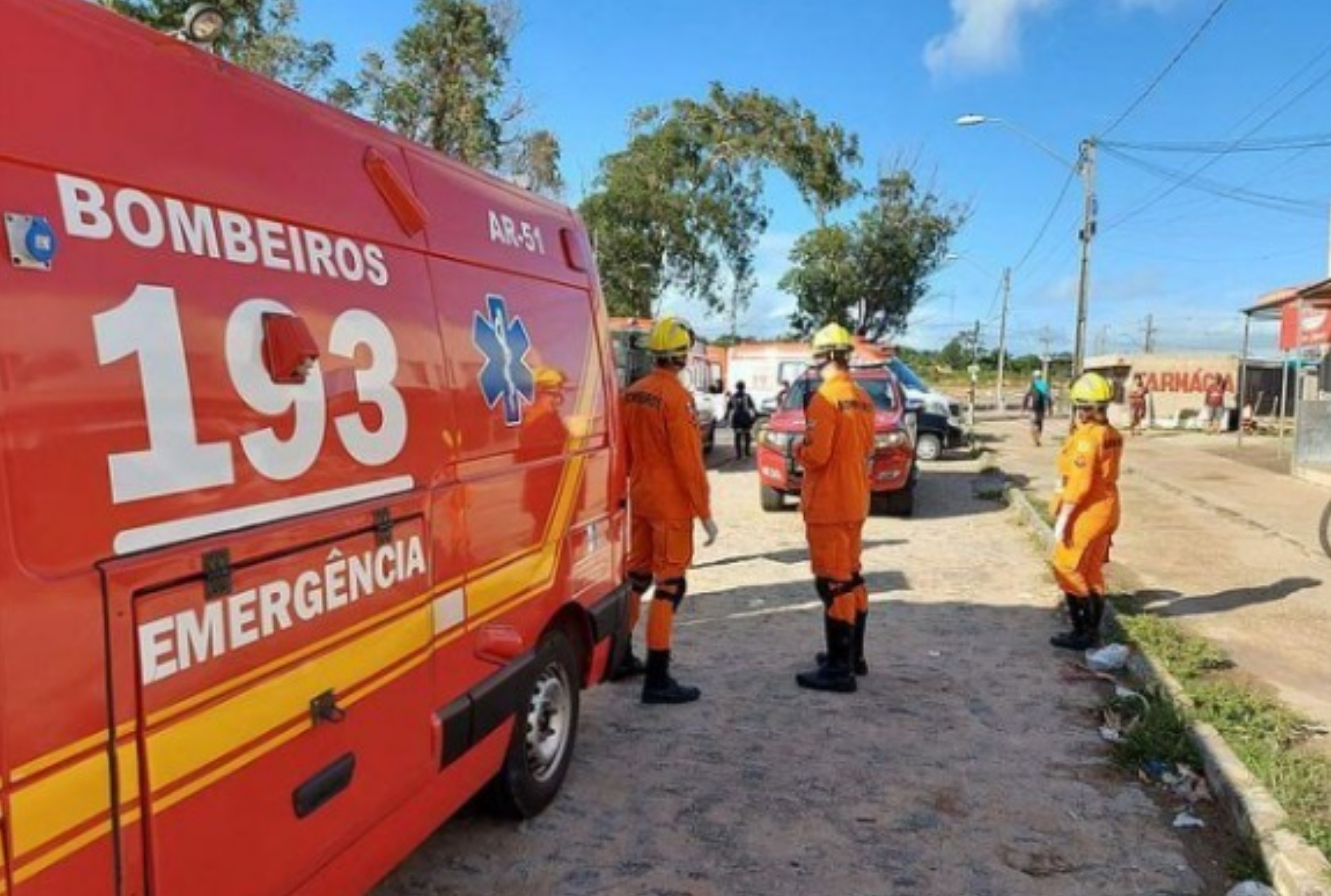 Vídeo: Explosão deixa idosa ferida no Benedito Bentes