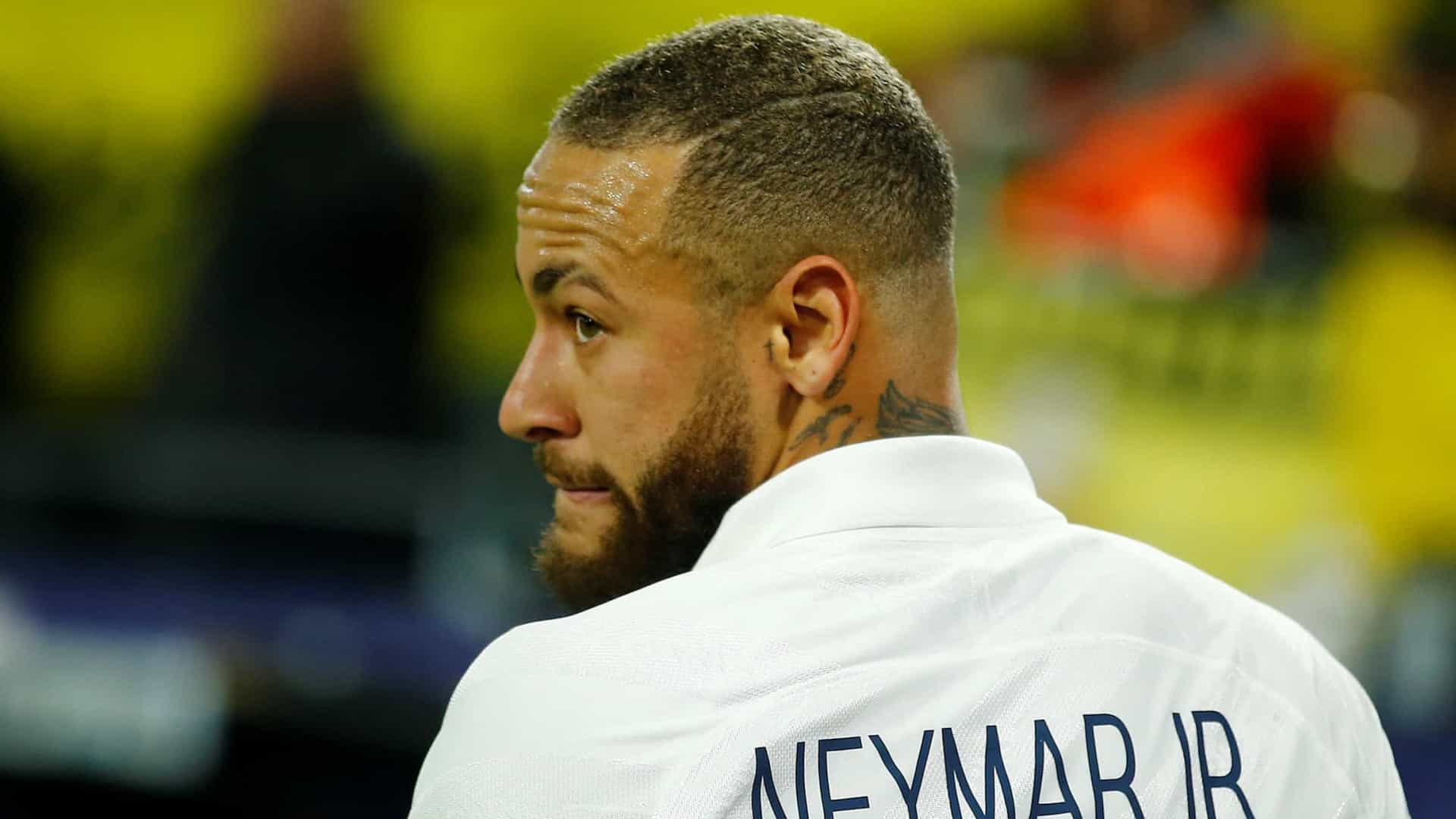 Neymar faz tratamento para encarar o Uruguai na próxima terça