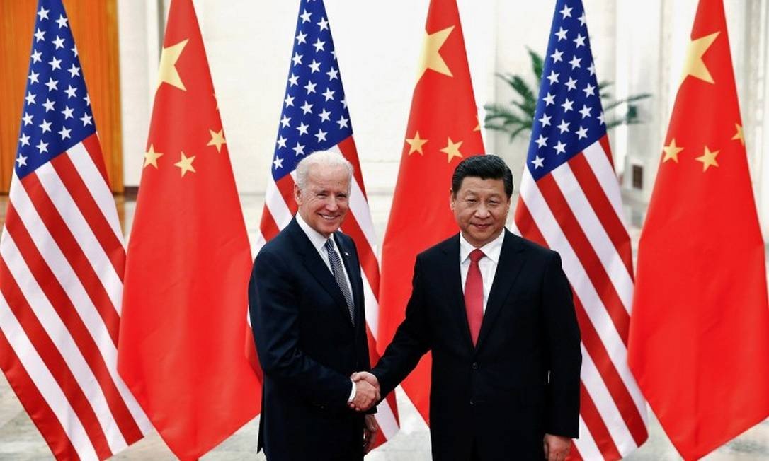 China parabeniza Biden por vitória nos EUA