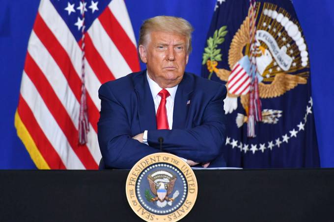 Autoridade que negou fraude nas eleições americanas é demitida por Trump