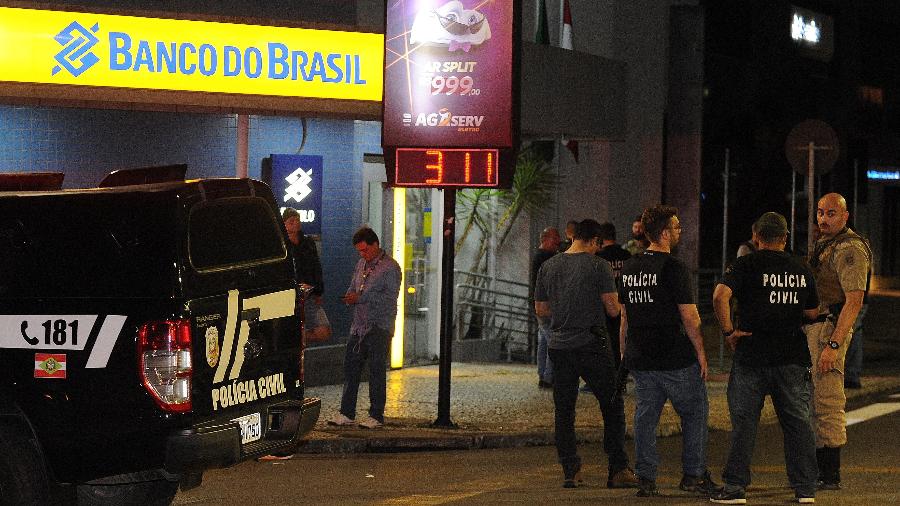 Criciúma (SC) tem noite turbulenta com assalto a banco e centro sitiado