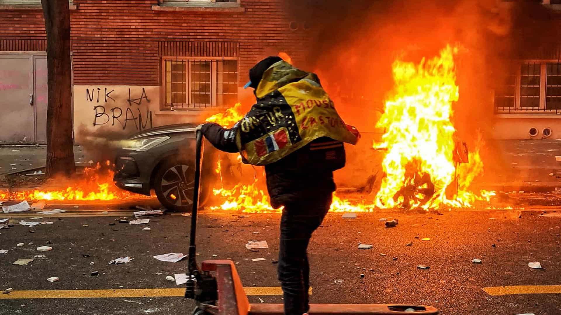 Manifestação em Paris é marcada por confrontos