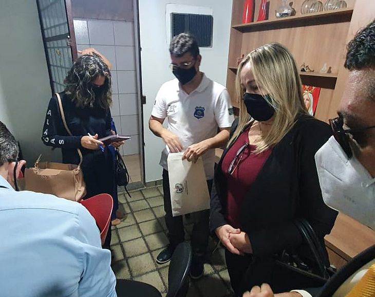 Operação cumpre mandado de busca e apreensão em cartório de Maceió