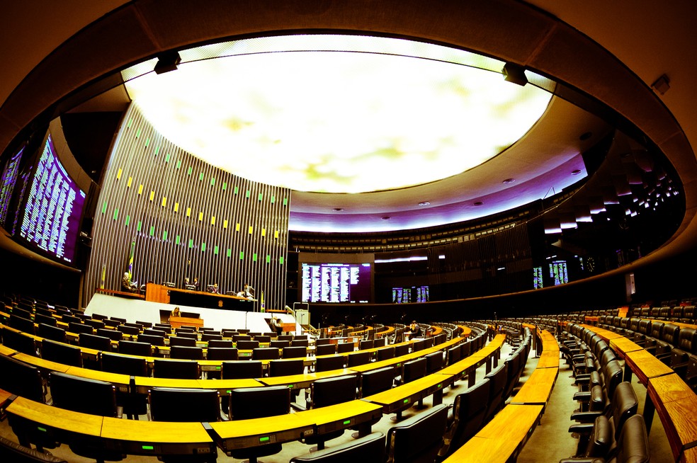 Deputados se reúnem para discutir liberações de emendas