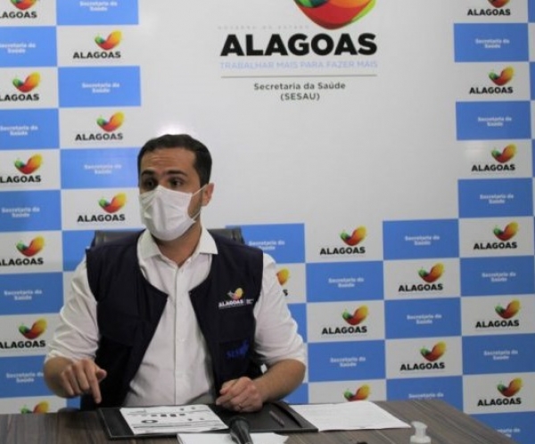 Governo de Alagoas assina protocolo de aquisição da vacina Coronavac