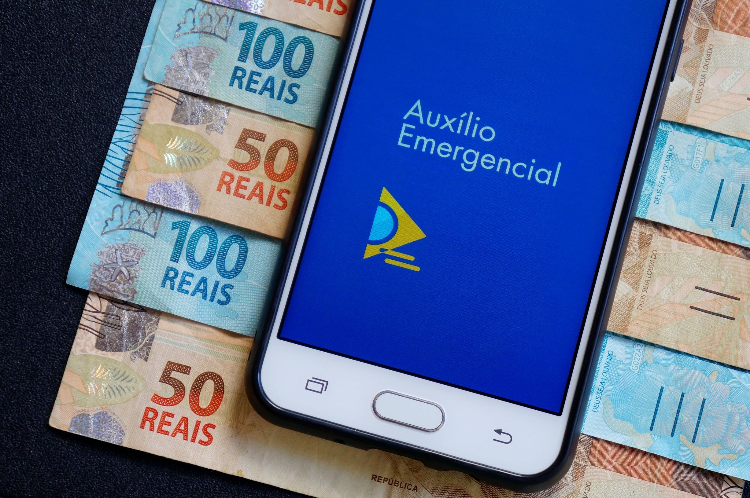 Beneficiários do ciclo 6 recebem auxílio emergencial hoje (20)