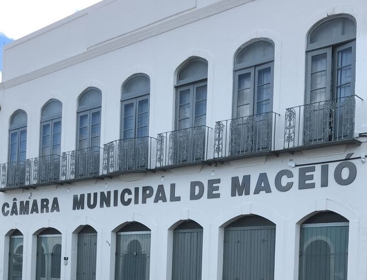 IPREV indefere pedidos de aposentadoria a servidores da Câmara