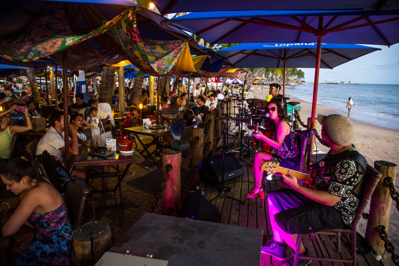 Governo mantém proibição de apresentações ao vivo em bares