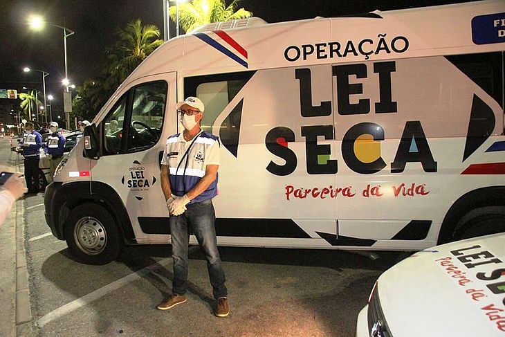 Operação Lei Seca realiza ações no último dia do ano