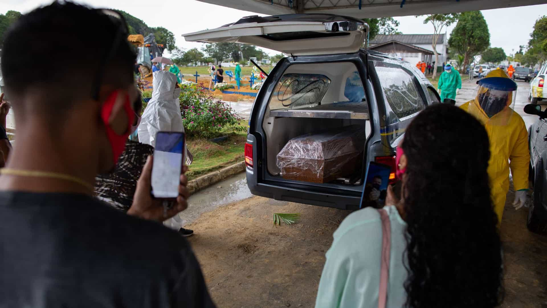 Manaus entra em colapso e pacientes morrem sem oxigênio