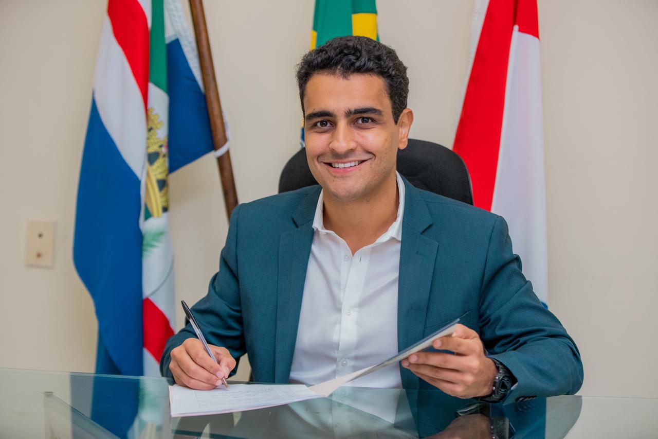 De uma só vez, Prefeito de Maceió veta 13 Projetos de Lei
