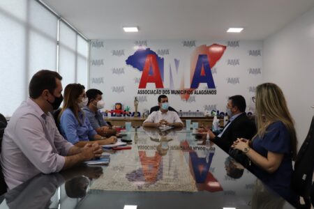 Escola de Contas do TCE/AL e AMA oficializam nova parceria