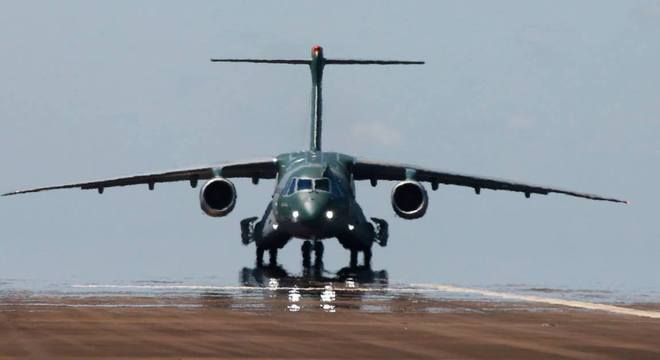 PF investiga uso de aeronaves da FAB para tráfico de drogas