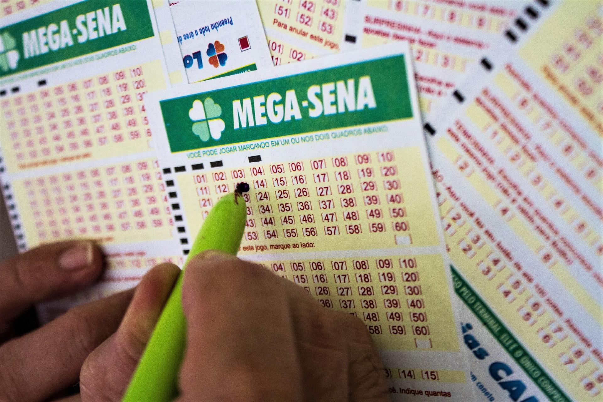 Mega acumula e pode pagar R$ 7,5 milhões no próximo sorteio