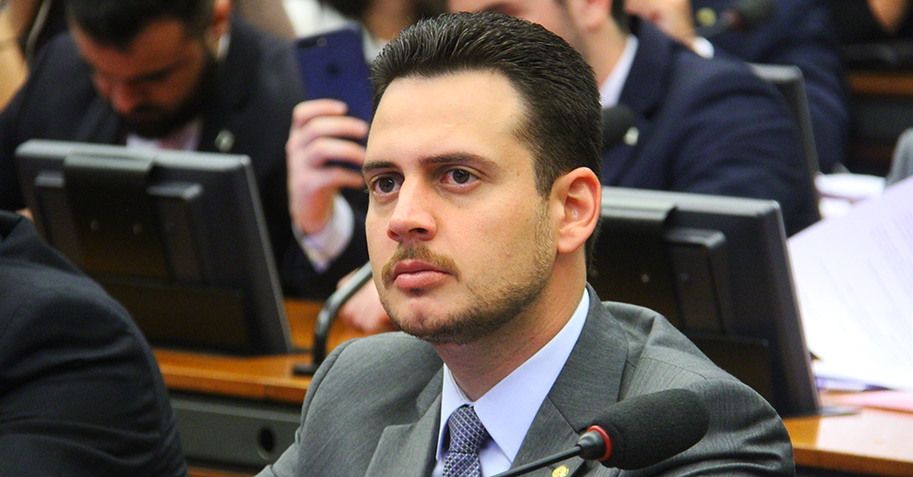 Apenas um deputado alagoano é contra prisão de Silveira