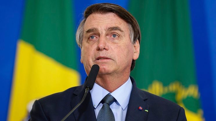 Bolsonaro nega interferência na Petrobras