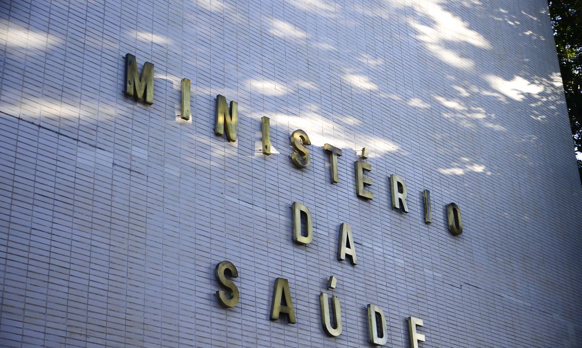 Ministério da Saúde autoriza liberação de estoque de vacinas para 1ª dose