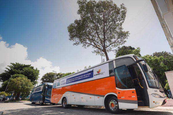 Governo de AL autoriza transporte exclusivo para profissionais da saúde