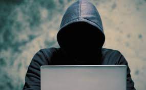 É sancionada lei que criminaliza stalking no Brasil