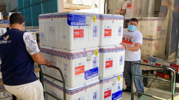 Alagoas recebe mais 81.550 doses de vacinas contra a Covid-19