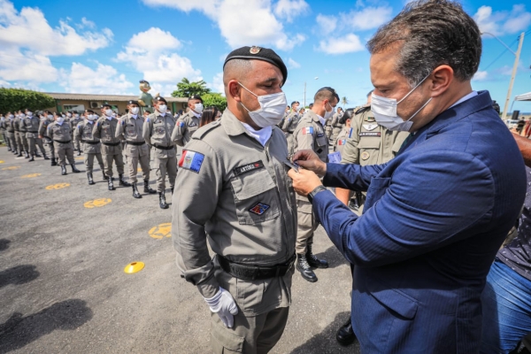 Renan Filho anuncia edital para novo concurso da Polícia Militar