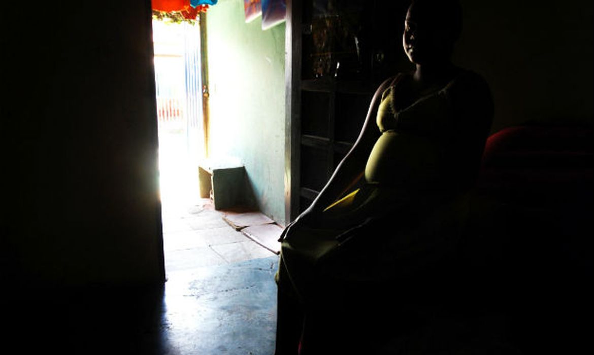 Pré-natal completo é menor entre indígenas e mulheres com baixa escolaridade