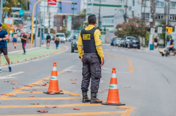 Trânsito da Ponta Verde terá mudança especial neste sábado (20)