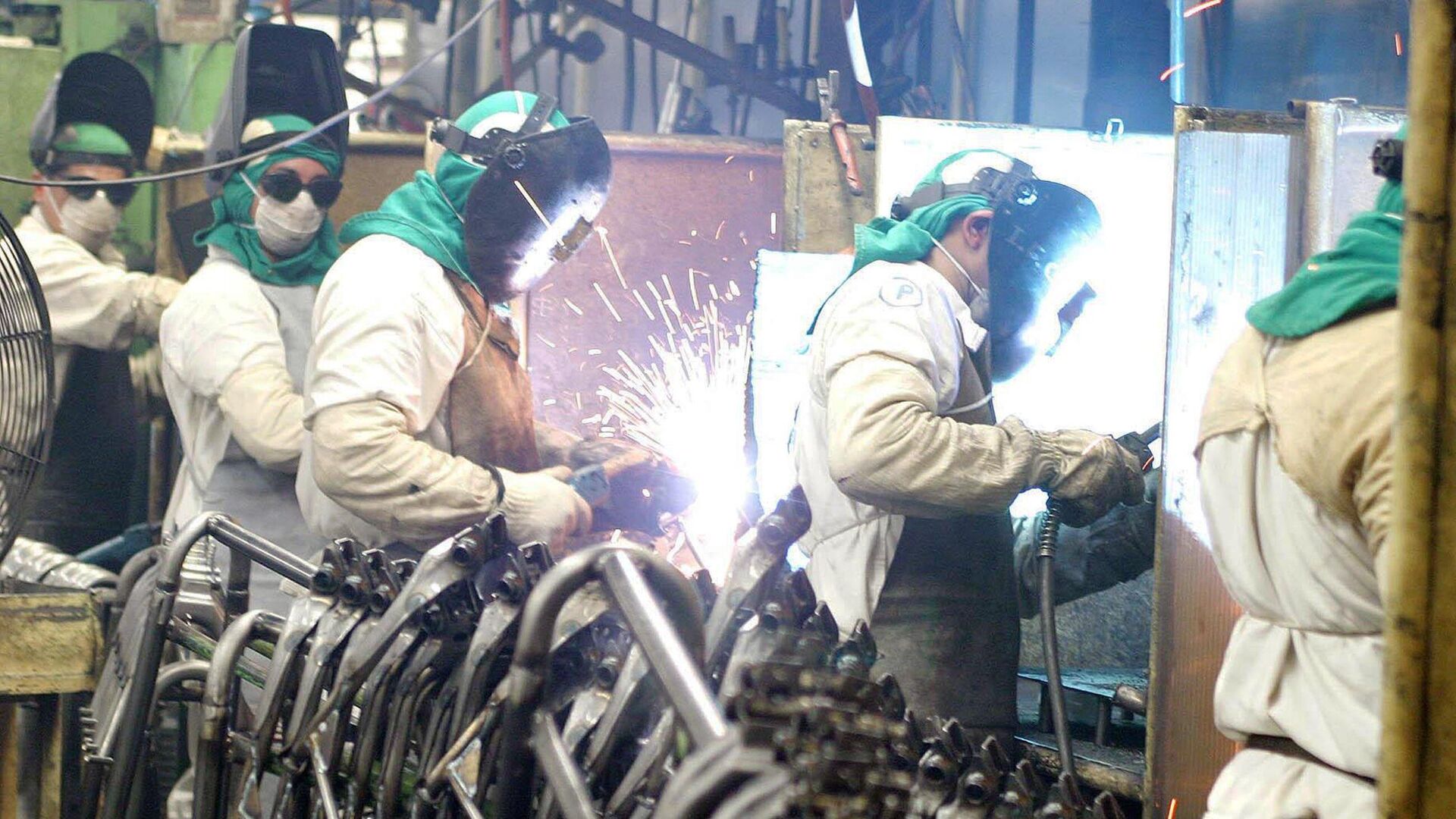 Retomada da industrialização brasileira pode ganhar força com apoio do BRIC