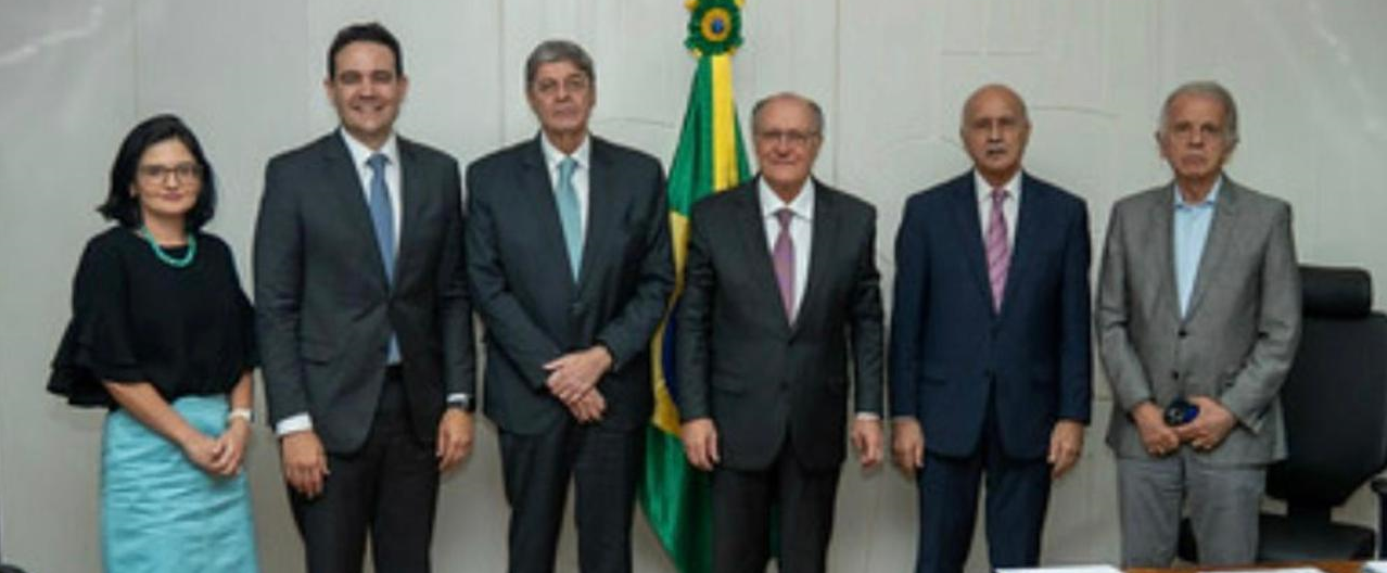 Entidades pedem inclusão da cota americana de açúcar na lista de exceção da tarifa imposta pelos EUA