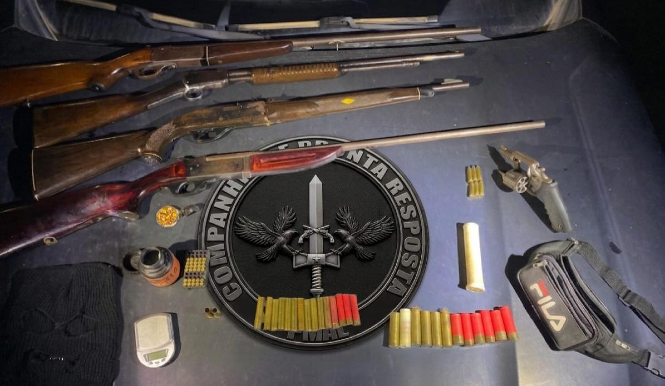 Homem é preso com arsenal de armas durante Operação RENOE em Japaratinga