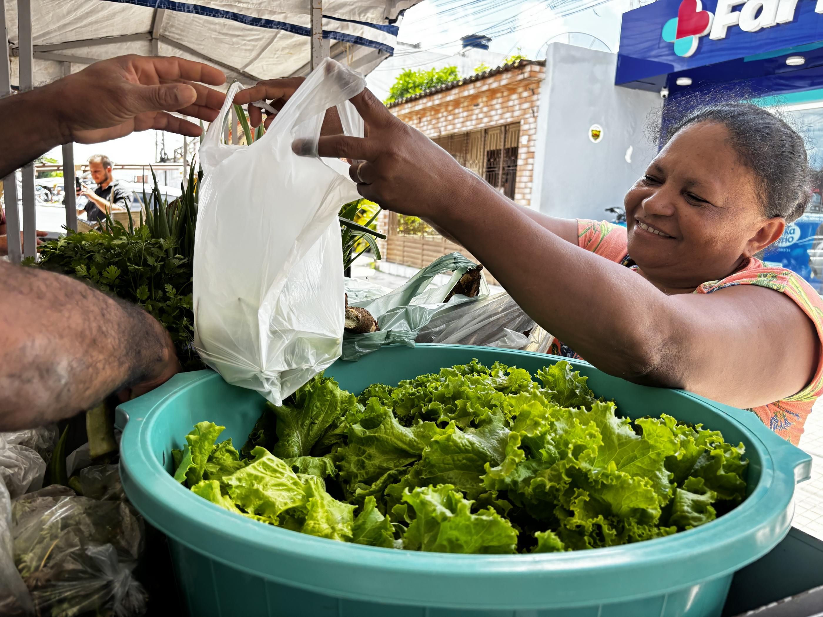 Agricultura familiar encerra circuito de feiras com geração de renda e fortalecimento do cooperativismo