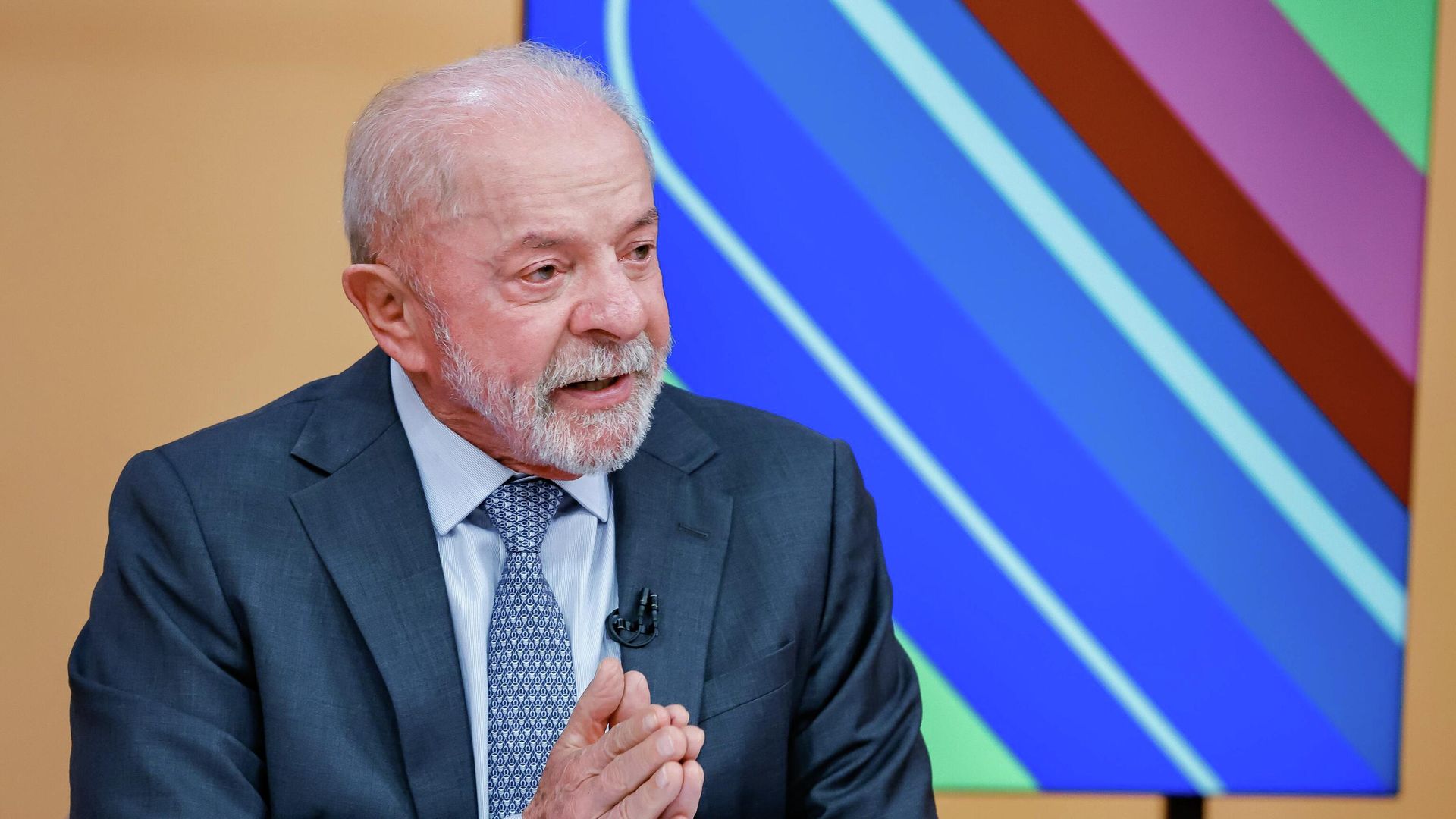 Lula destaca diálogo com Trump e critica postura do segundo escalão dos EUA