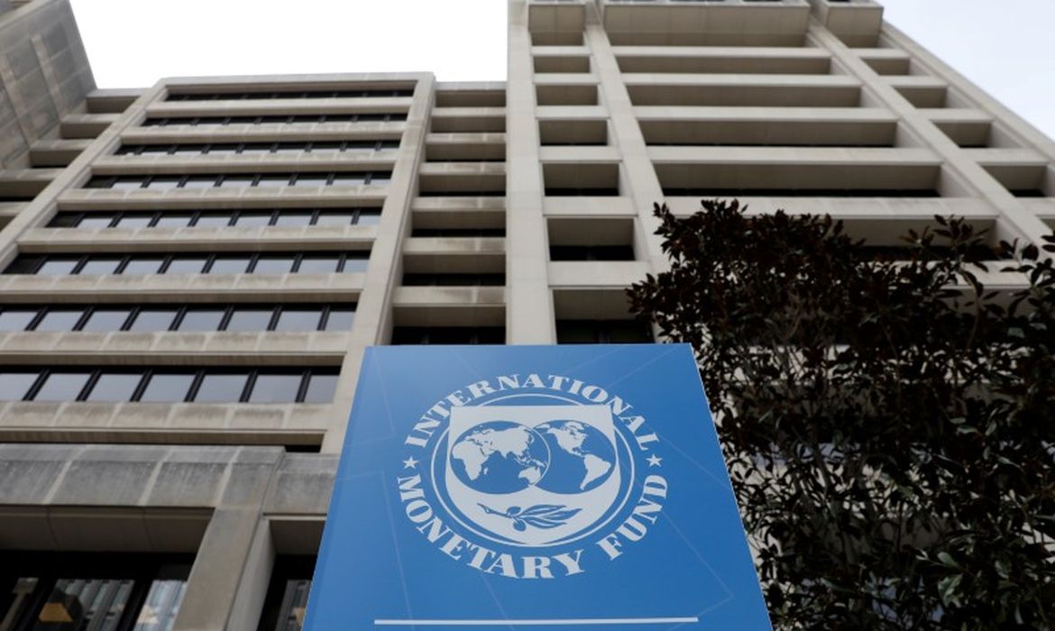 FMI destaca resiliência da economia brasileira e projeta crescimento do PIB