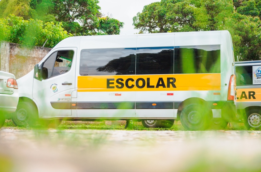 DMTT publica calendário de renovação de transporte escolar em Maceió