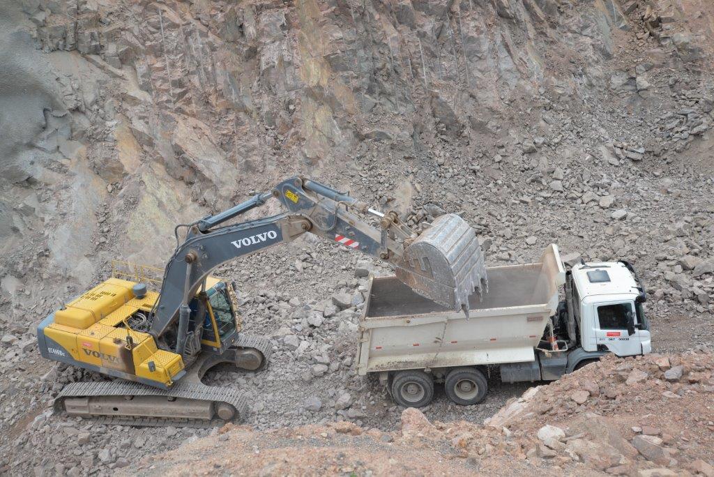 Obra do Canal do Sertão aumenta em mais de 95% o número de trabalhadores