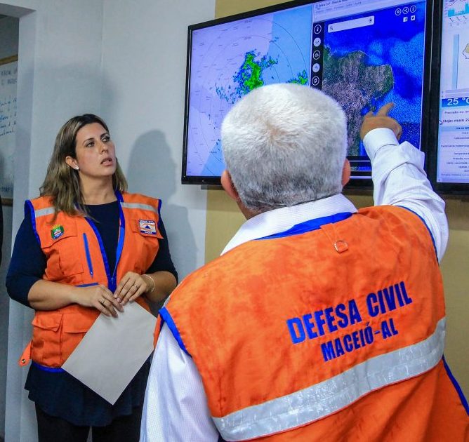 Defesa Civil registra ocorrências após fortes chuvas em Maceió