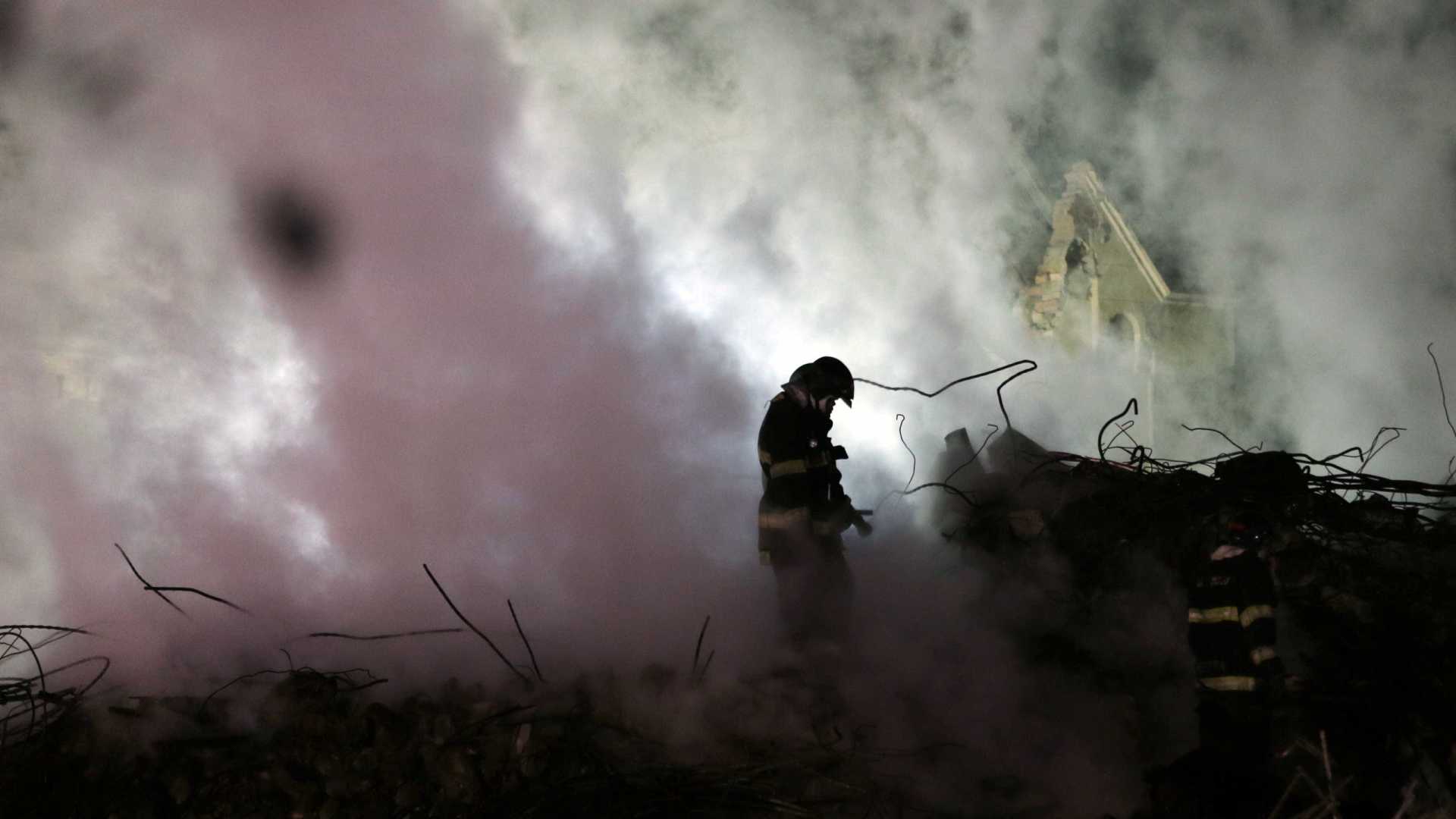 Pedido de socorro de homem que estava em prédio incendiado é revelado