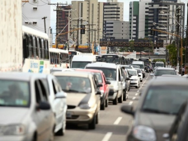 Veículos com placas de final 7 e 8 devem quitar IPVA até 31 de maio