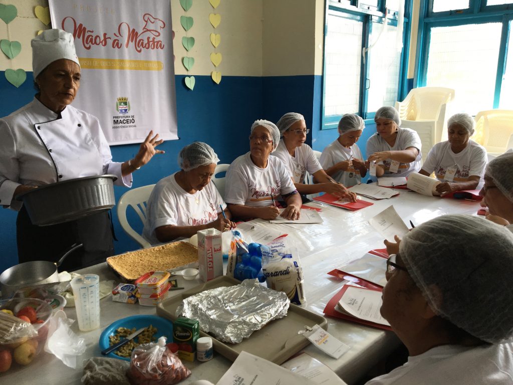 Projeto Mãos à Massa abre inscrições para novas turmas
