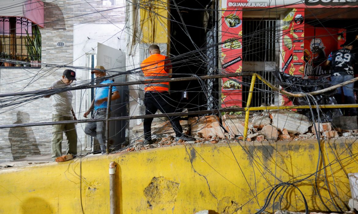 Venezuela declara estado de emergência após fortes terremotos