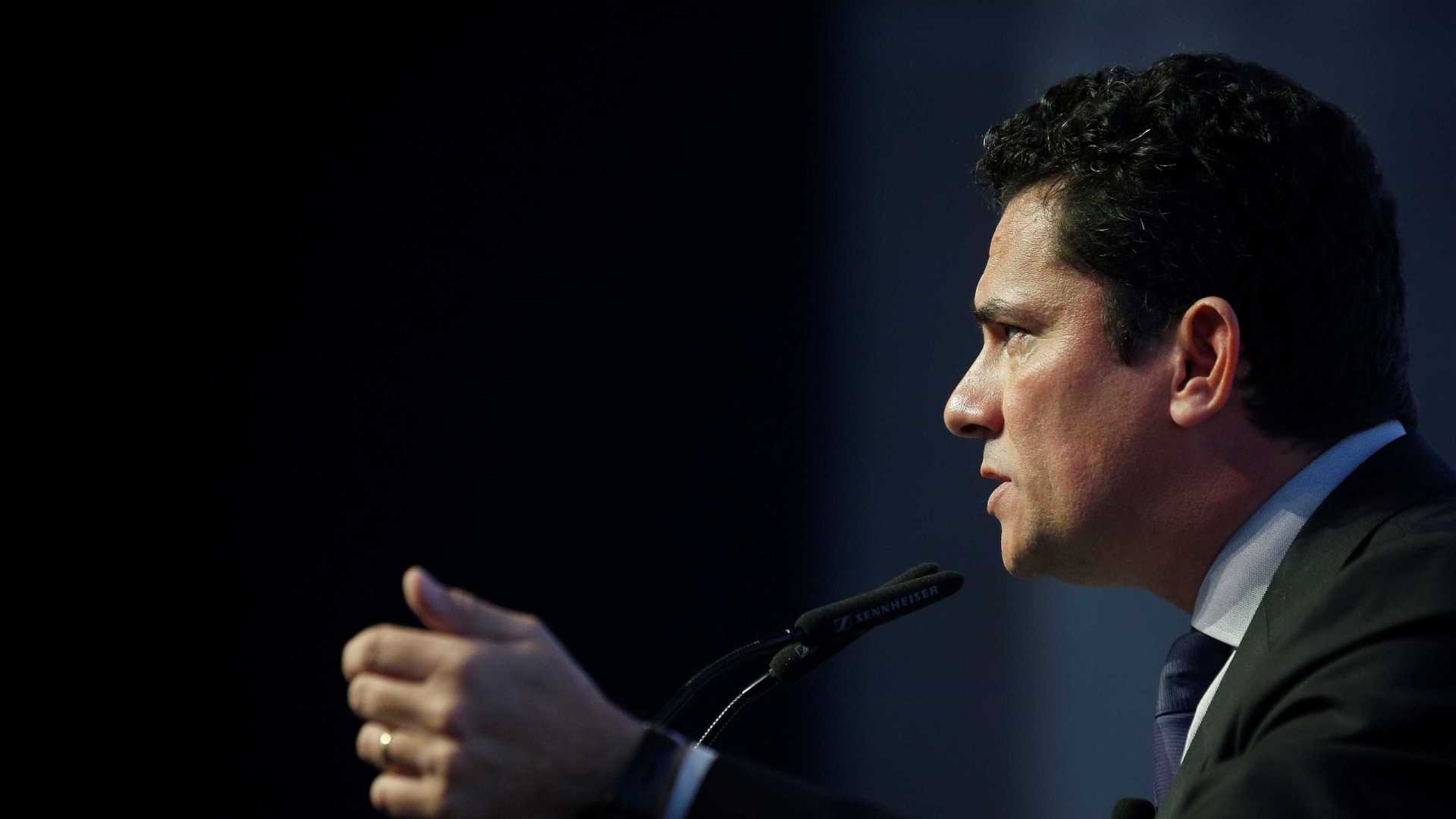 Moro cancela audiências de testemunhas de caso Lula e questiona greve