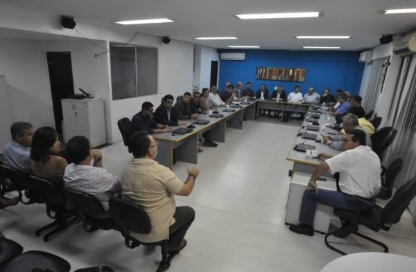 MP reúne setores produtivos e órgãos de AL em busca de soluções para problema de desabastecimento