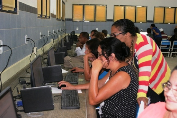 Inscrições no supletivo do ensino fundamental serão encerradas na segunda (4)