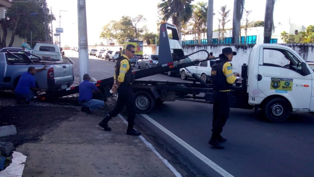 Operação da SMTT e polícia flagra infrações de trânsito