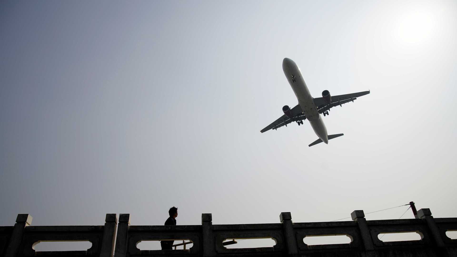 Aeronave com 10 pessoas a bordo desaparece no Quênia